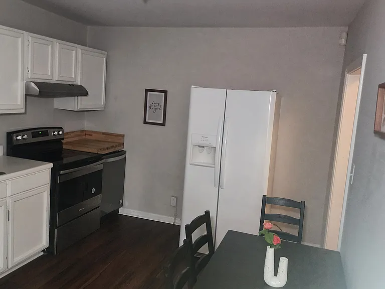 2215 Albion St — Photo 31