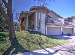 9801 Dorset Ln, Eden Prairie, MN 55347