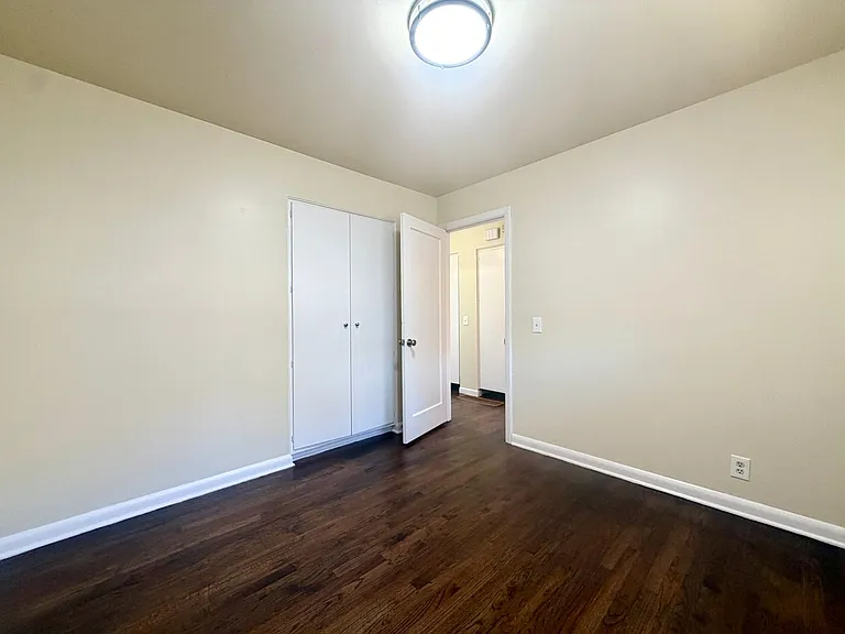 8020 N Saint Johns Ave — Photo 9