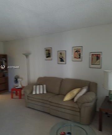 4th image of 2025 NE 164th St APT 615