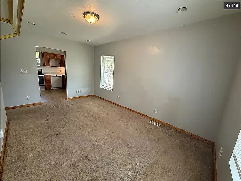 635 Valley St #2 — Photo 16