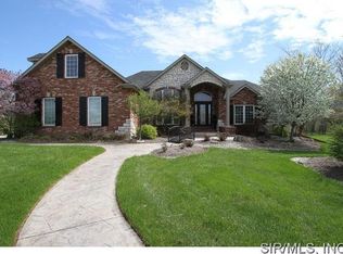 14 Rialto, Highland, IL 62249