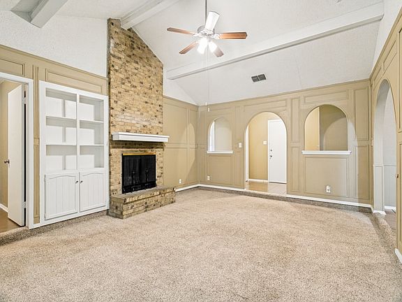 2nd image of 3300 Heritage Ln