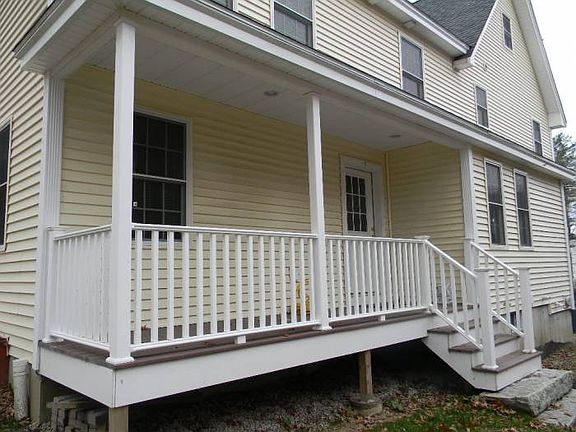 Nice side porch