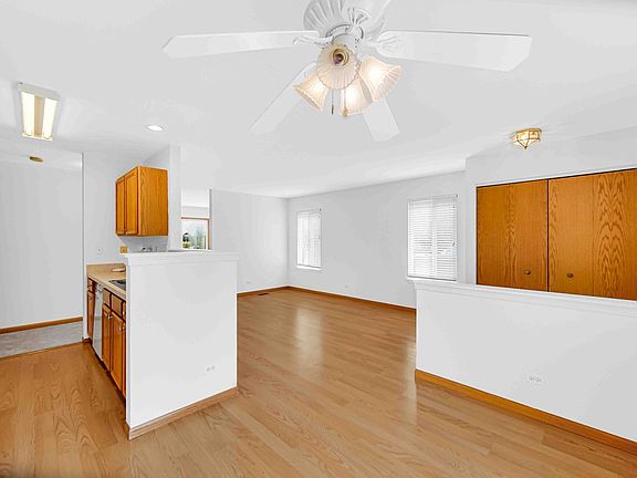 4th image of 2684 Jenna Cir
