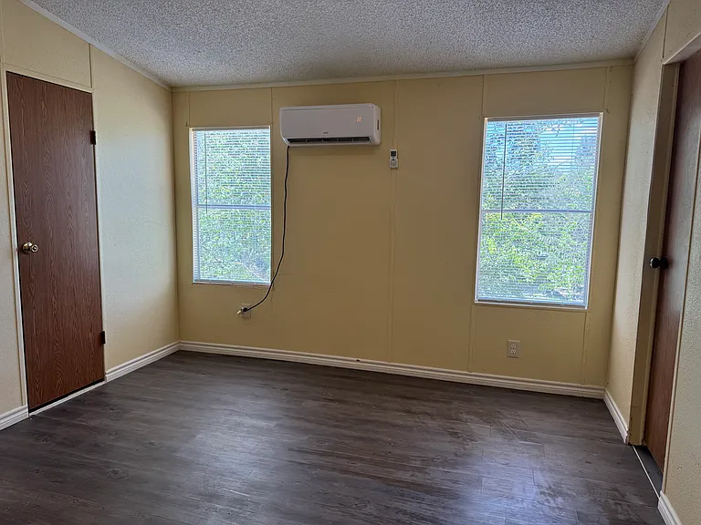 3503 Creekside Dr — Photo 17