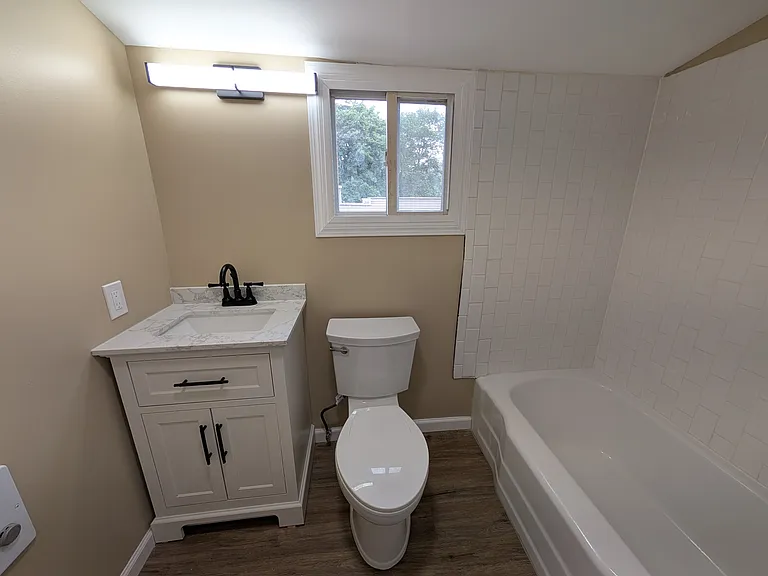 141 6th St #3 — Photo 7