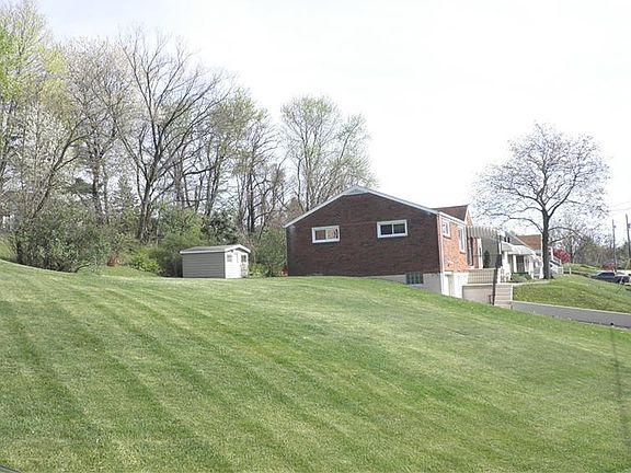 2nd image of 135 Glendale Dr