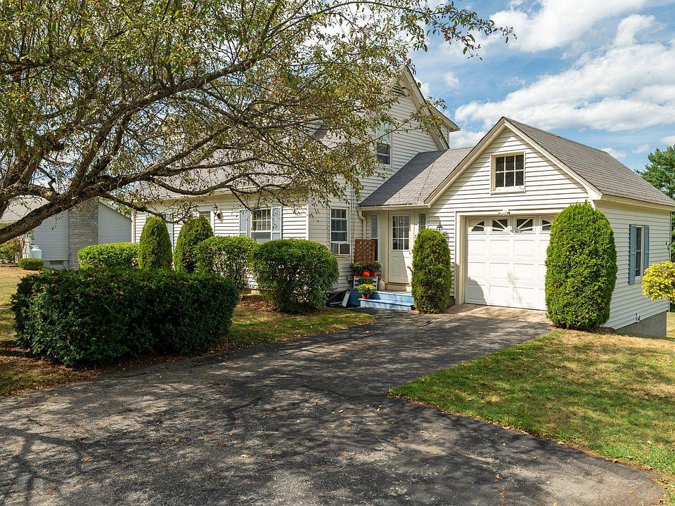 2nd image of 7 Durham Avenue