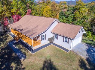 1242 Sally Gap Rd, Hayesville, NC 28904