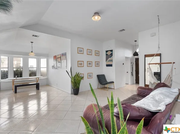 13900 Greinert Dr, Pflugerville, TX 78660