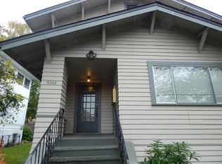 5042 15th Ave NE APT B, Seattle, WA 98105