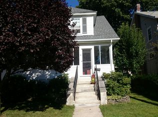 18 Gretter Rd, West Roxbury, MA 02132