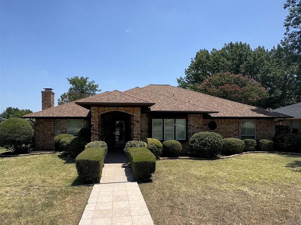 1st image of 2800 Clearmeadow Dr
