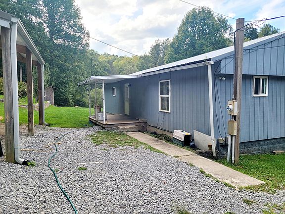 4th image of 222 Elkins Ln