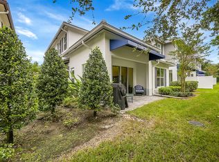 4976 Borland Ln, Palm Beach Gardens, FL 33418