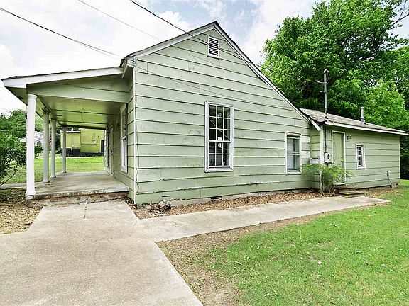 2nd image of 117 Dupree St
