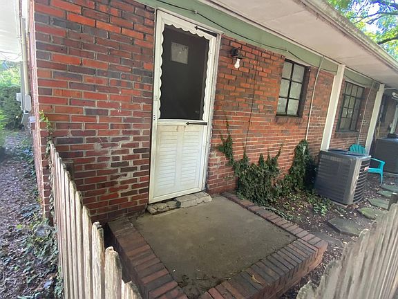 2nd image of 810 Northridge St #1A