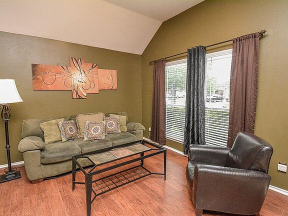 3rd image of 2486 Sandvalley Way
