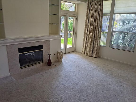 3rd image of 7121 Firefly Green Ln