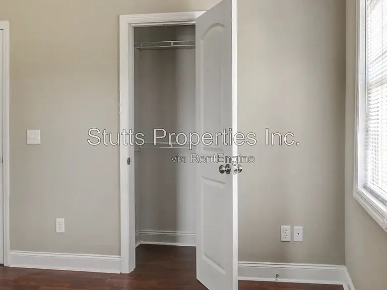 1246 Graham Ave #23 — Photo 6