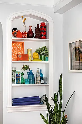 Sold by Compass | media 20