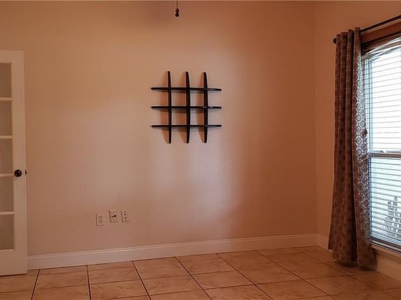 5th image of 1548 Whooping Dr