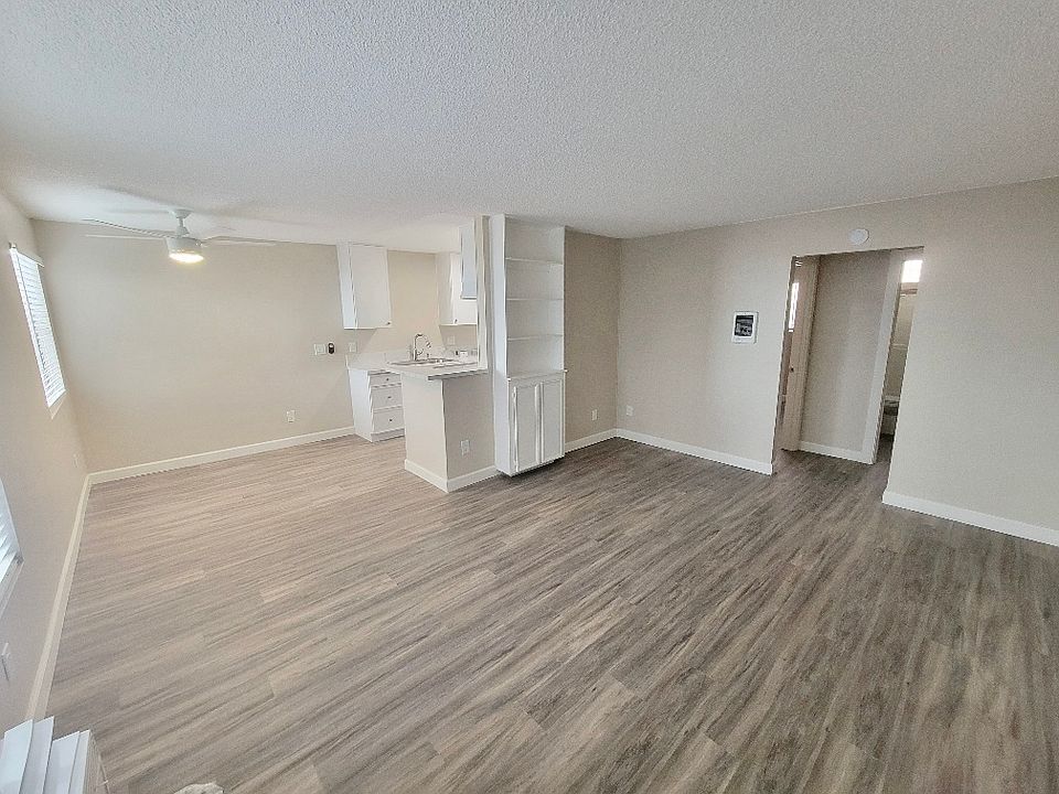 1st image of 4135 38th St APT 4
