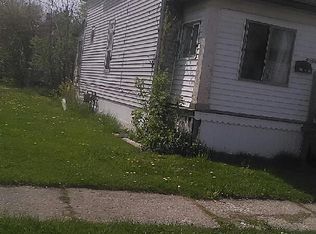 9396 Marietta St, Detroit, MI 48214