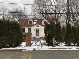 185 Sears Ave, Elmsford, NY 10523