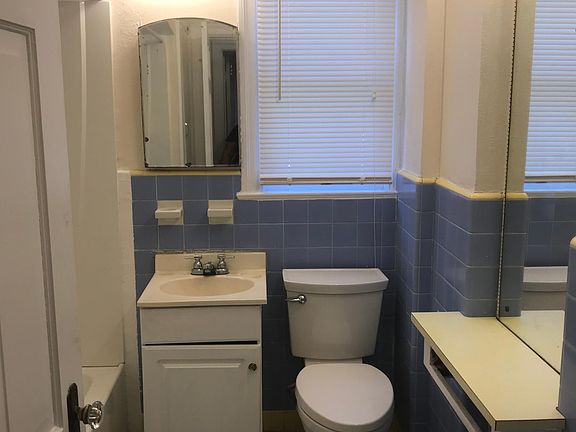 2nd image of 417 Club Dr #417