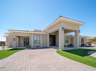 17927 W Medlock Dr, Litchfield Park, AZ 85340