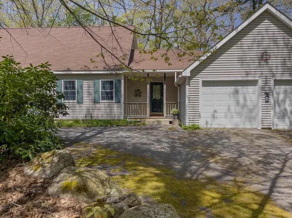 3 Hunters Landing Road, South Bristol, ME 04573