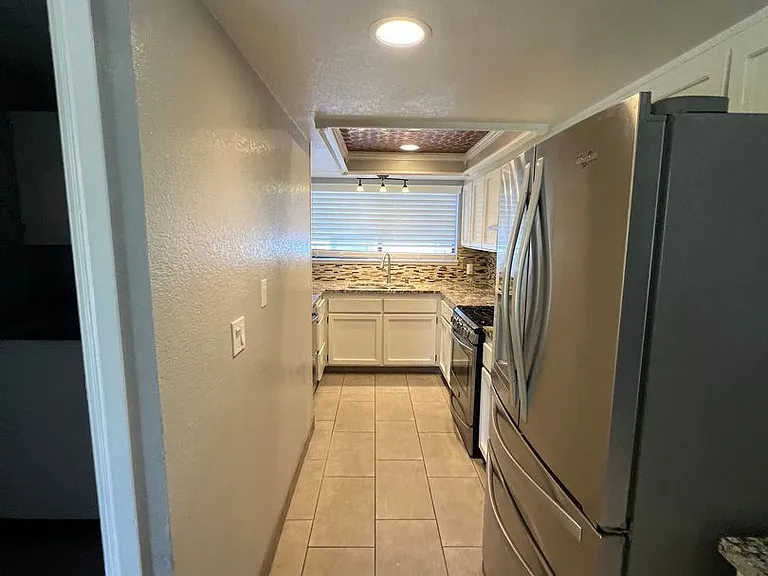 110 Regier Springs Dr — Photo 8