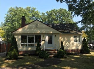 1769 Canterbury Rd, Westlake, OH 44145