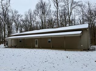 594 N Conant Rd, Spencerville, OH 45887