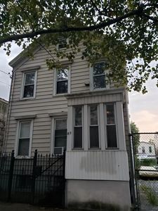 83 Miller Ave, Brooklyn, NY, 11207