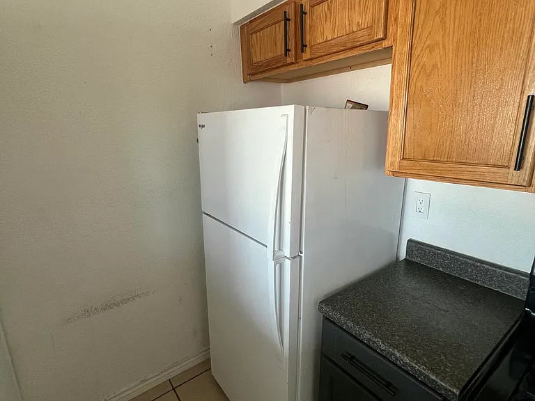 8609 Mercury St #B — Photo 9