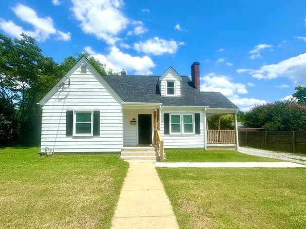 215 Arlington Pl, Danville, VA 24541