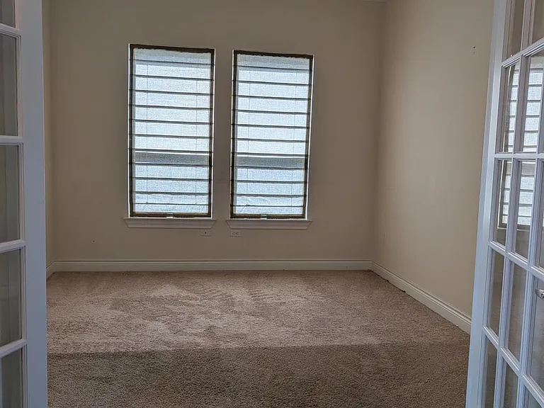 14320 Iveans Way — Photo 9