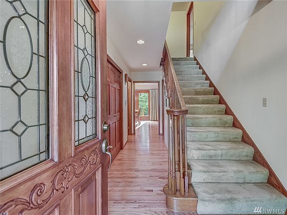 Beautiful Entry with Solid Decorative door!