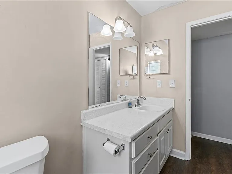 547 Picketts Bend Cir — Photo 15