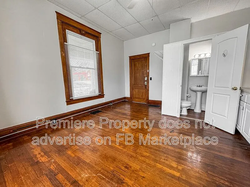 Studio, 1.0 bath, 267 sqft, $525 — Photo 4