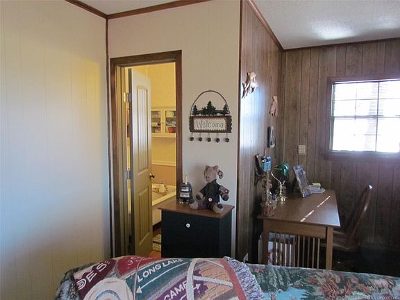 5th image of 375427 Shorewood Dr