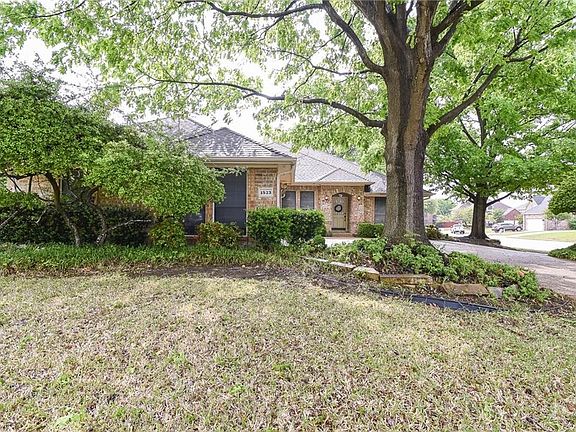 2nd image of 1523 Hunters Creek Dr