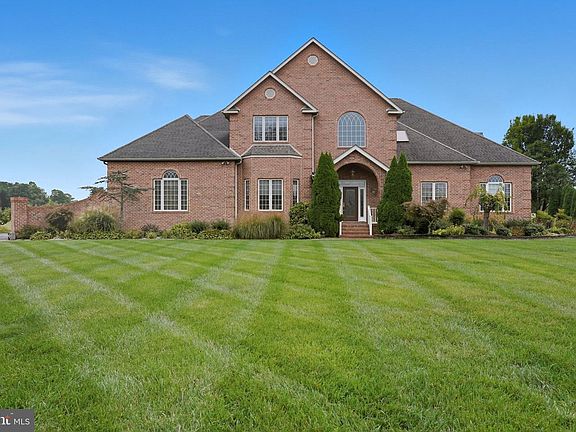 5th image of 328 Raven Cir