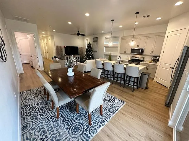 2857 E Church Oak Dr — Photo 9