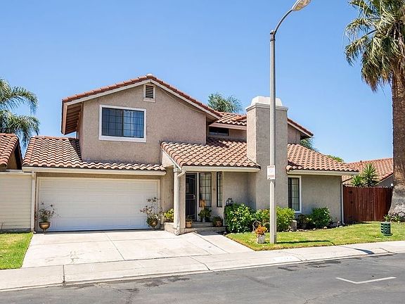 2nd image of 2373 Lily Ct
