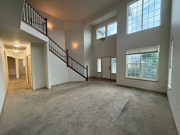 4th image of 16314 Vancil Ct SE