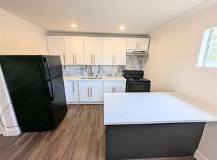 2306 Garvey Dr #B, Pasadena, TX 77506